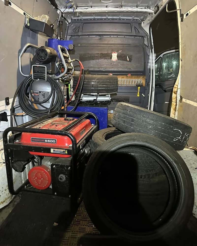 Aron Roadside Assistance - South, auto mechanic in Edmonton