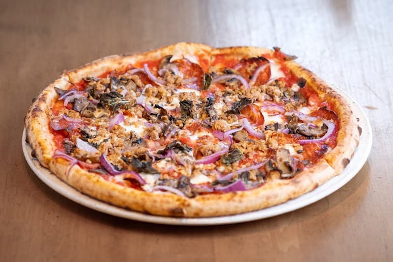Famoso Italian Pizzeria - Spruce Grove main photo