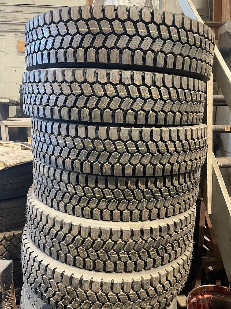 Finetread & Tires Ab ltd in Edmonton