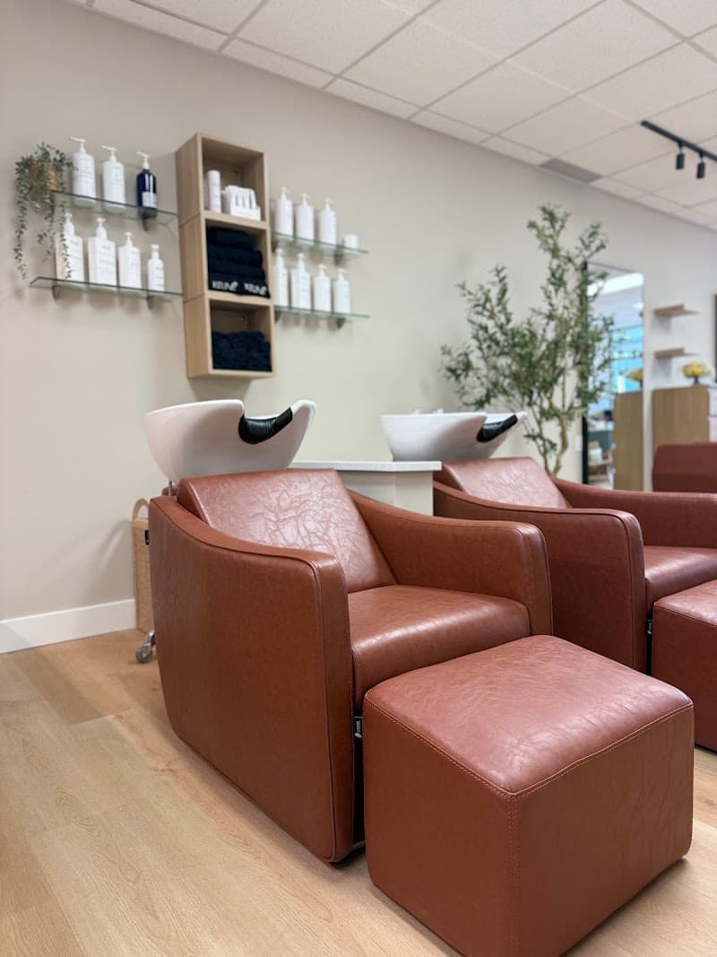 LACROA HAIR SALON in Spruce Grove, AB