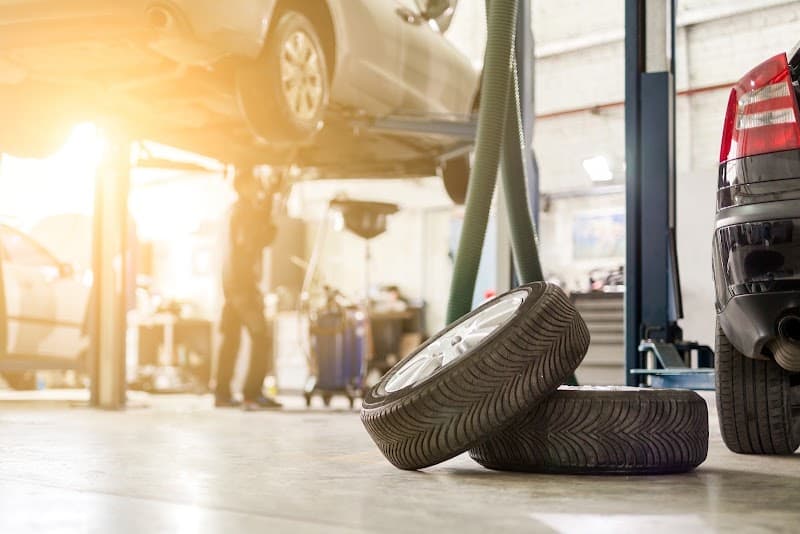 Local Tire and Auto main photo