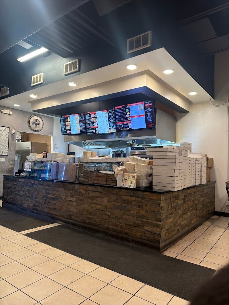 Shawarma & pizza zone