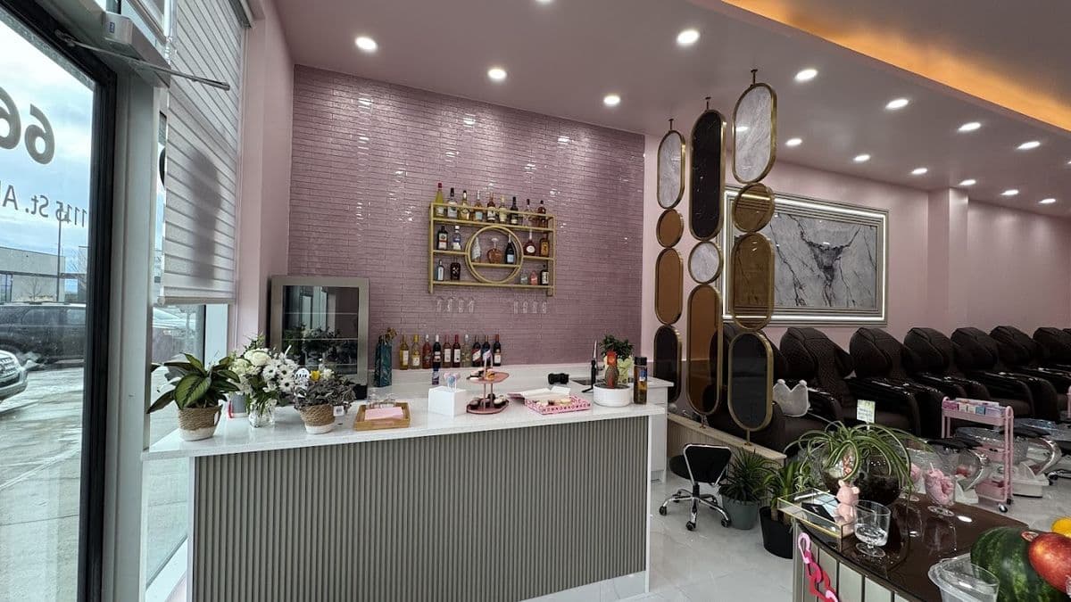 Awesome Nails & Co in St. Albert, AB