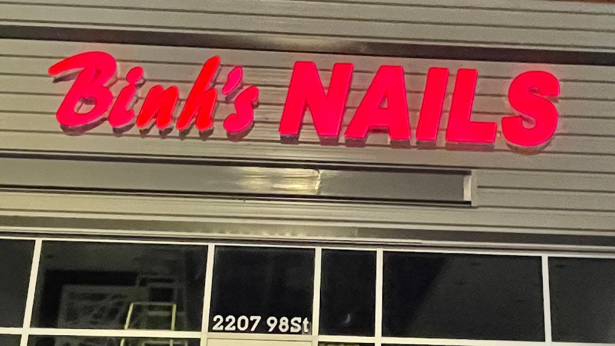 Binh's Nails South Common in Edmonton