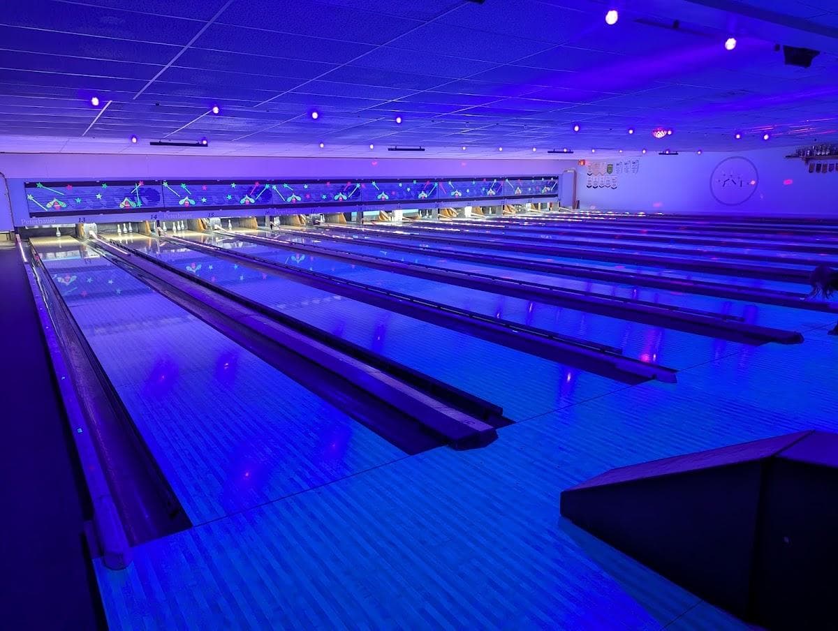 Bronx Bowling main photo