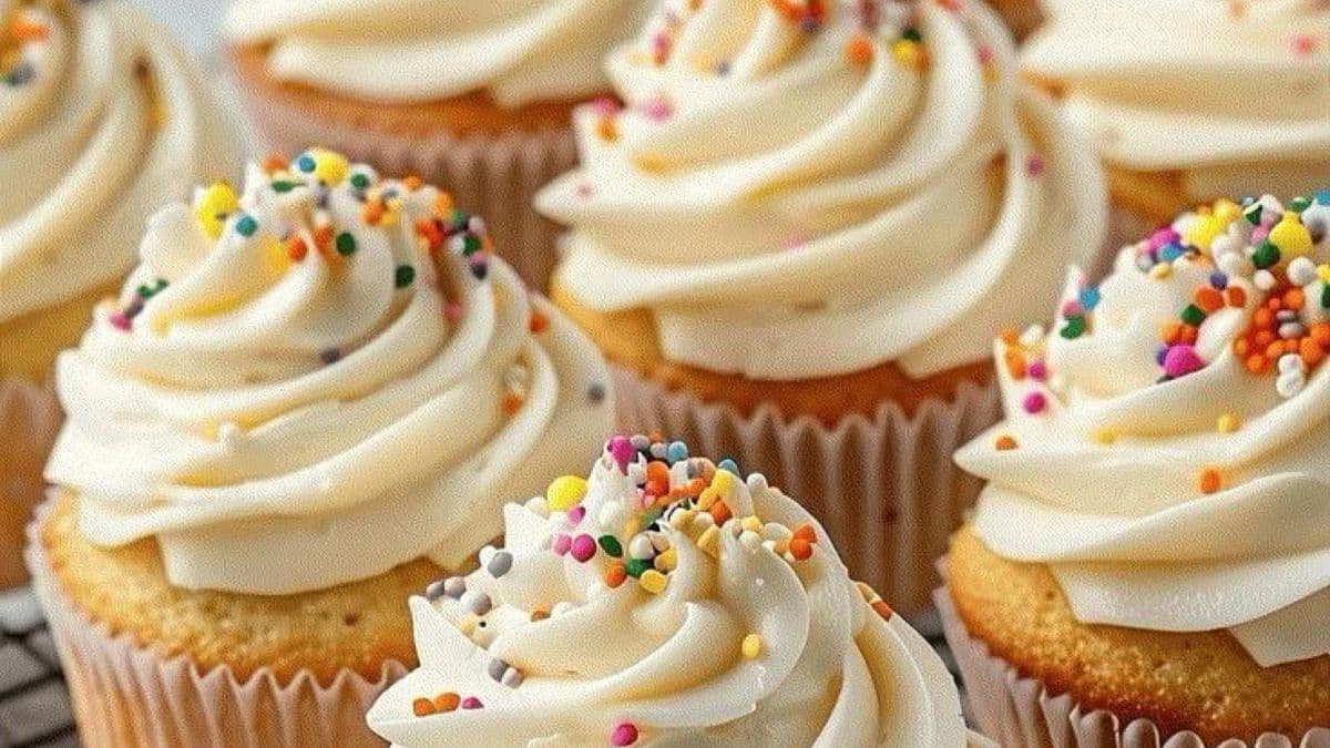 Cakekoook | Best Custom Cakes & Cupcakes in Edmonton in Mill Woods, Edmonton