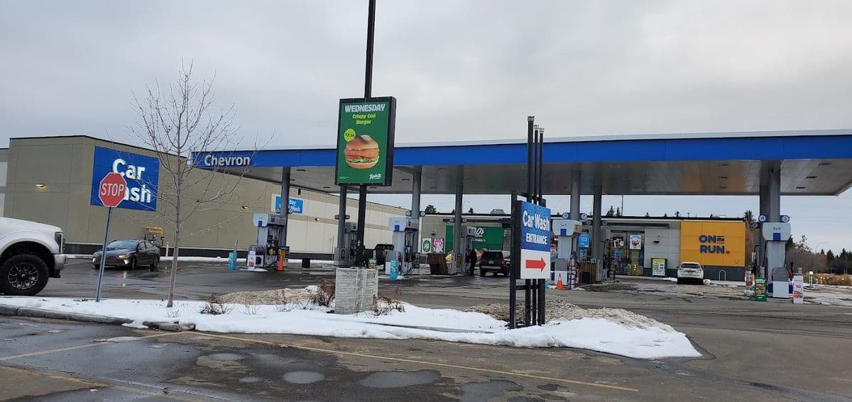 Campbell Park Chevron in St. Albert, AB