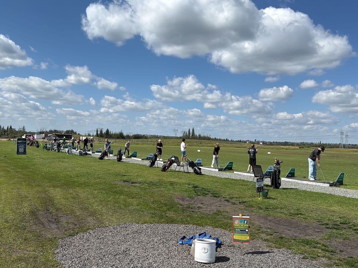 Canada Golf Card Driving Range and Mini Golf (Public)