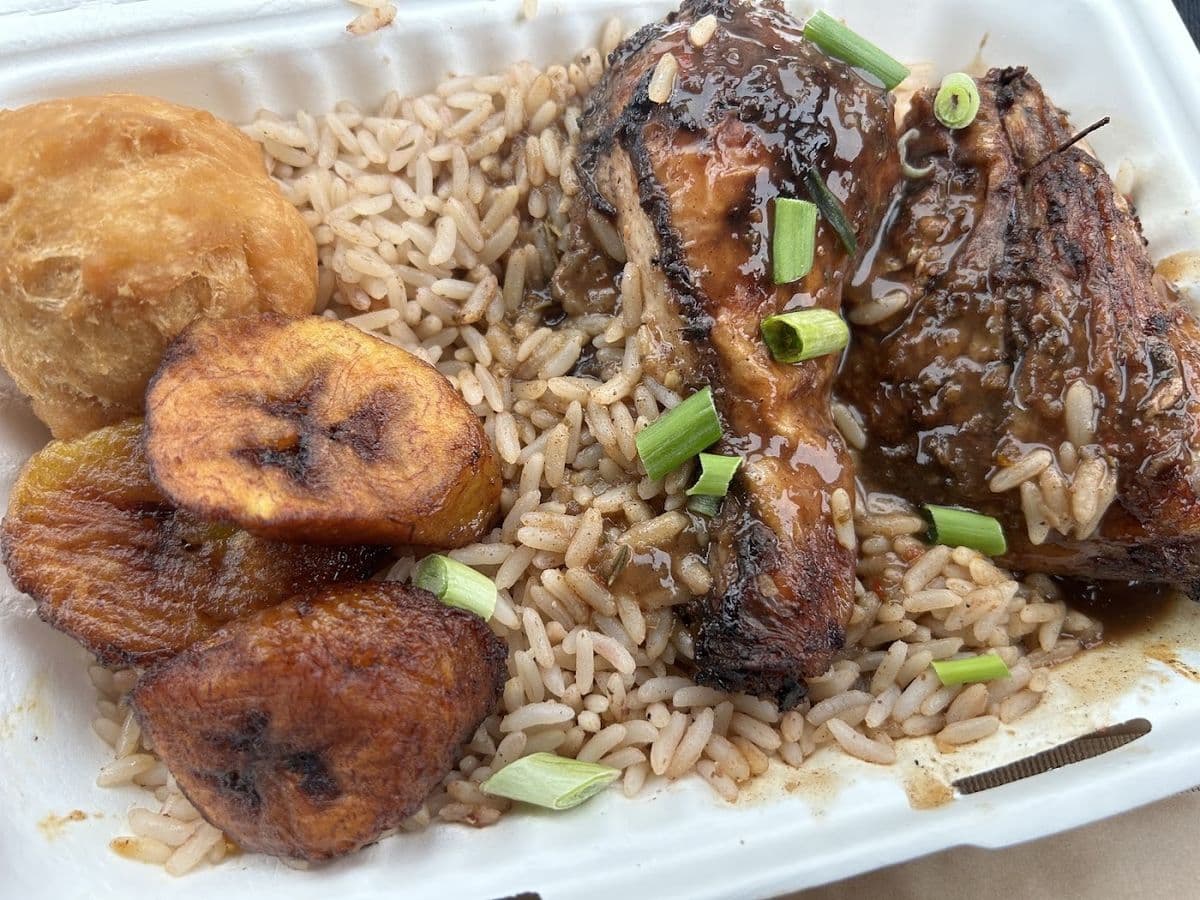 Chefmon Caribbean Grill, Caribbean restaurant in South Edmonton