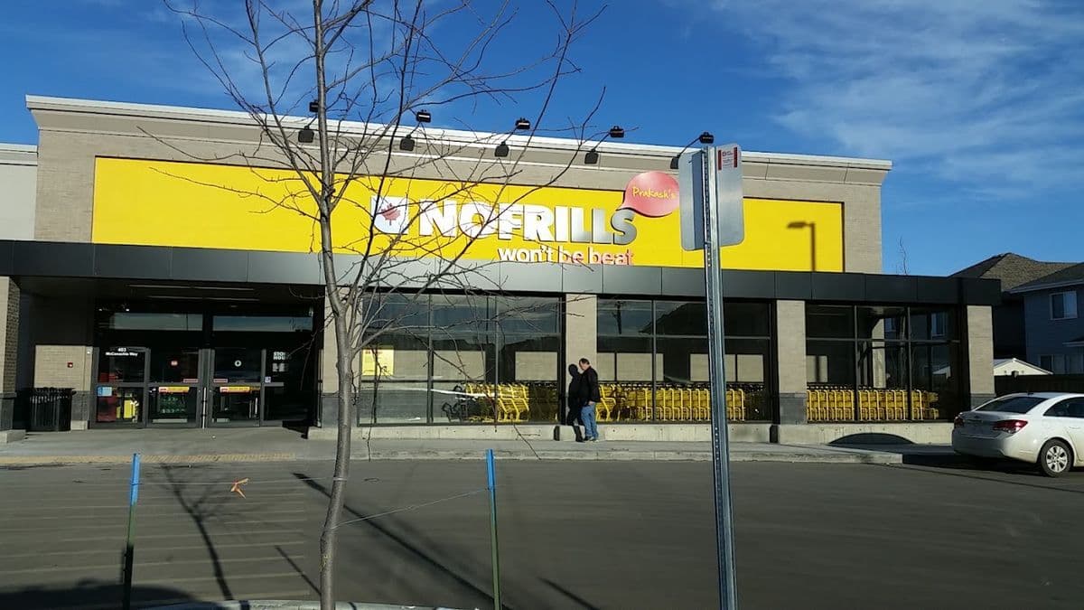 Colton's No Frills in North Edmonton