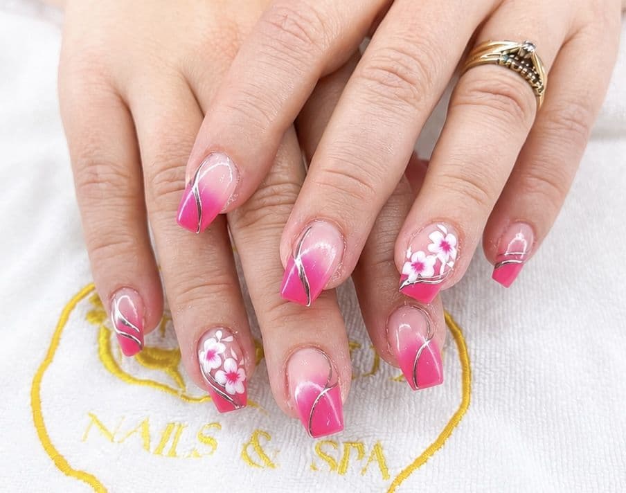 D’Lux Nails & Spa Ltd main photo