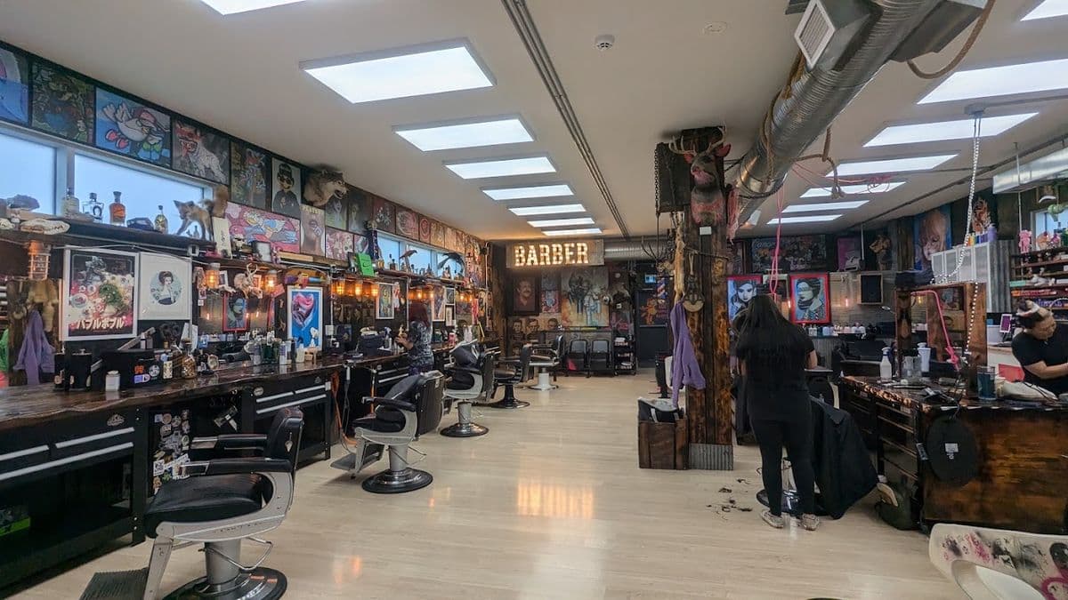 Dollhouse Hair Boutique & Barber Blonde