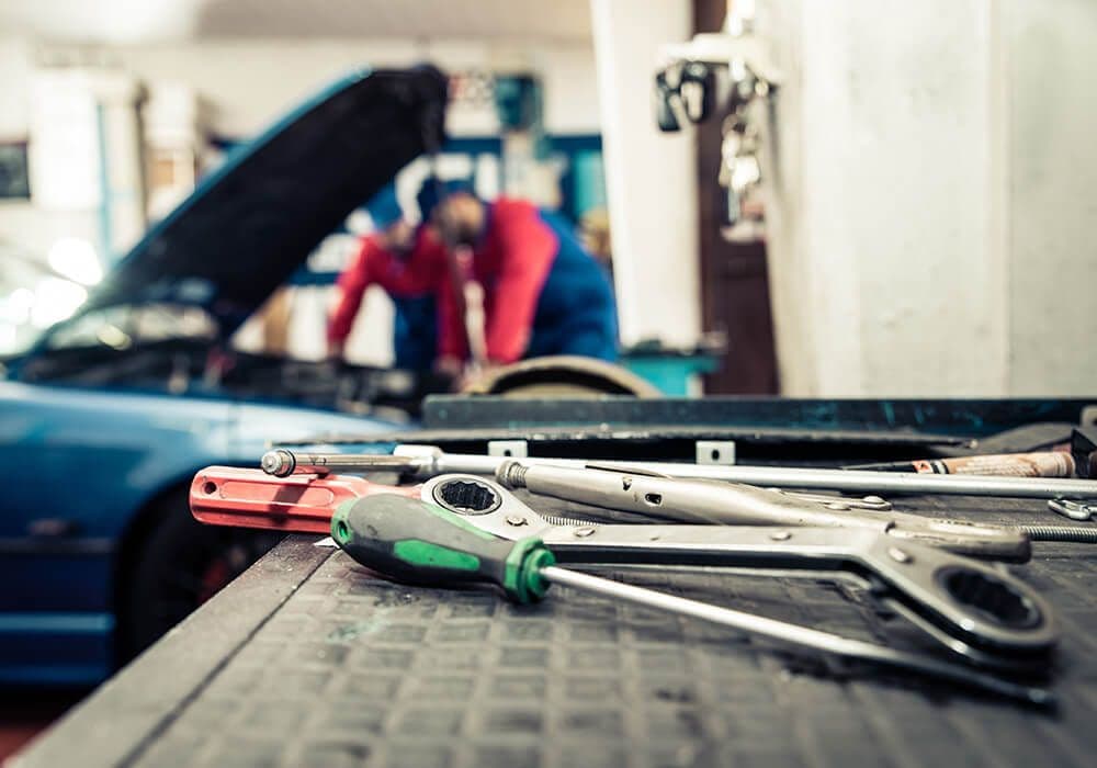 Euro Auto Service Ltd in South Edmonton
