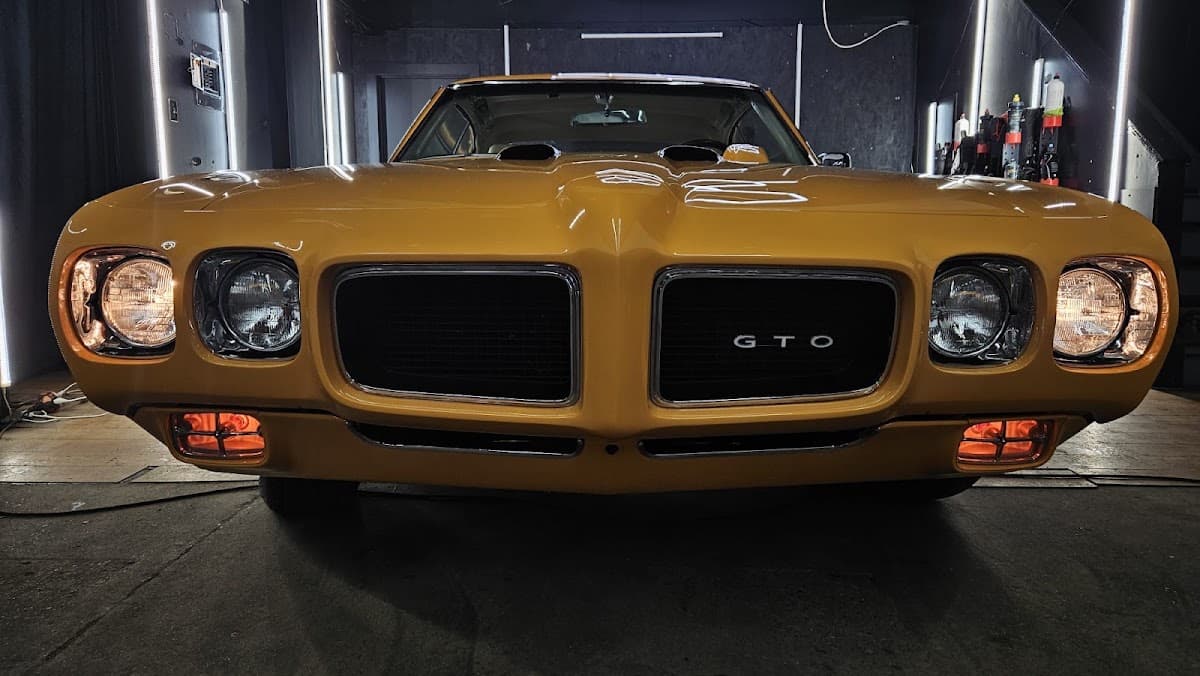 Extreme Auto Detailing Best in Edmonton, Ceramic Coating, Power Polishing & Auto Detailing