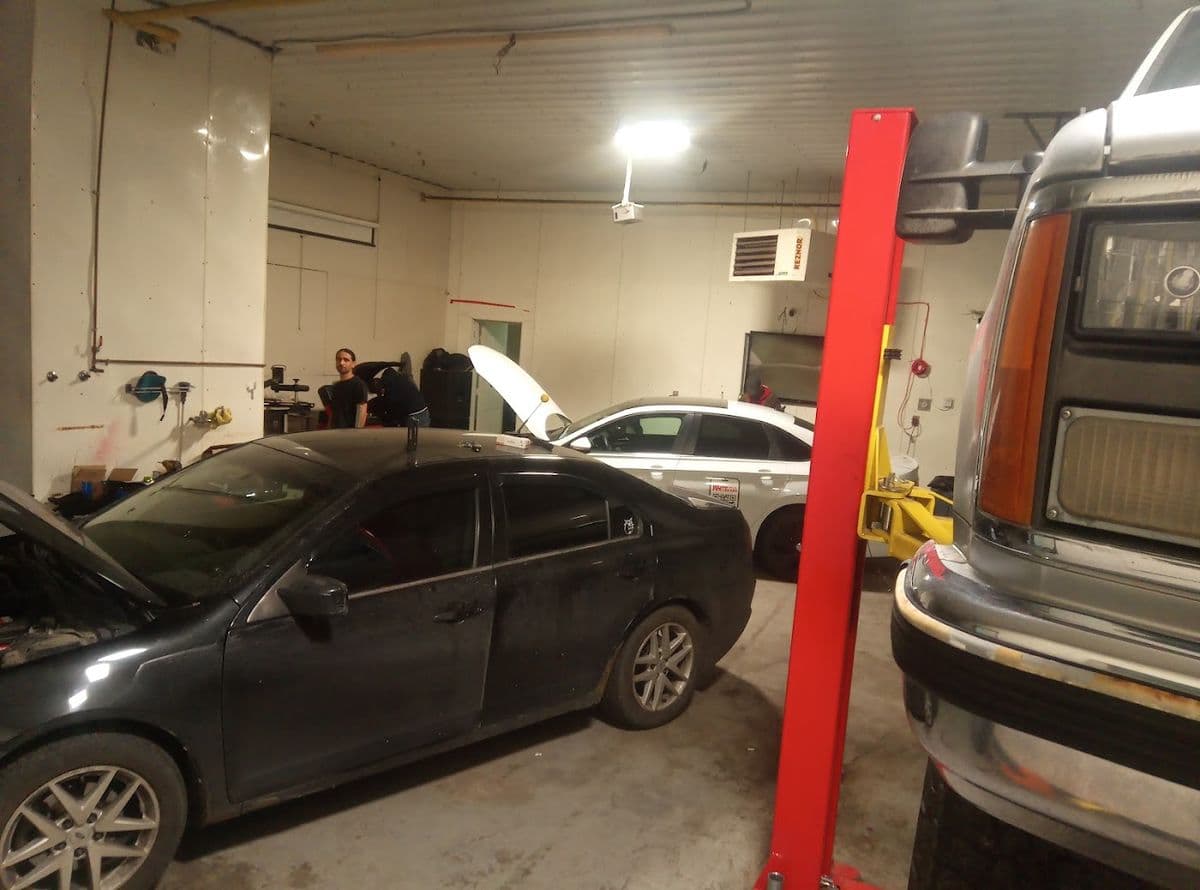 garden valley auto ltd. in Spruce Grove, AB