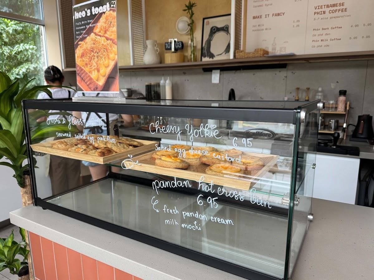 Heo Bake Vietnamese Fusion Bake & Café