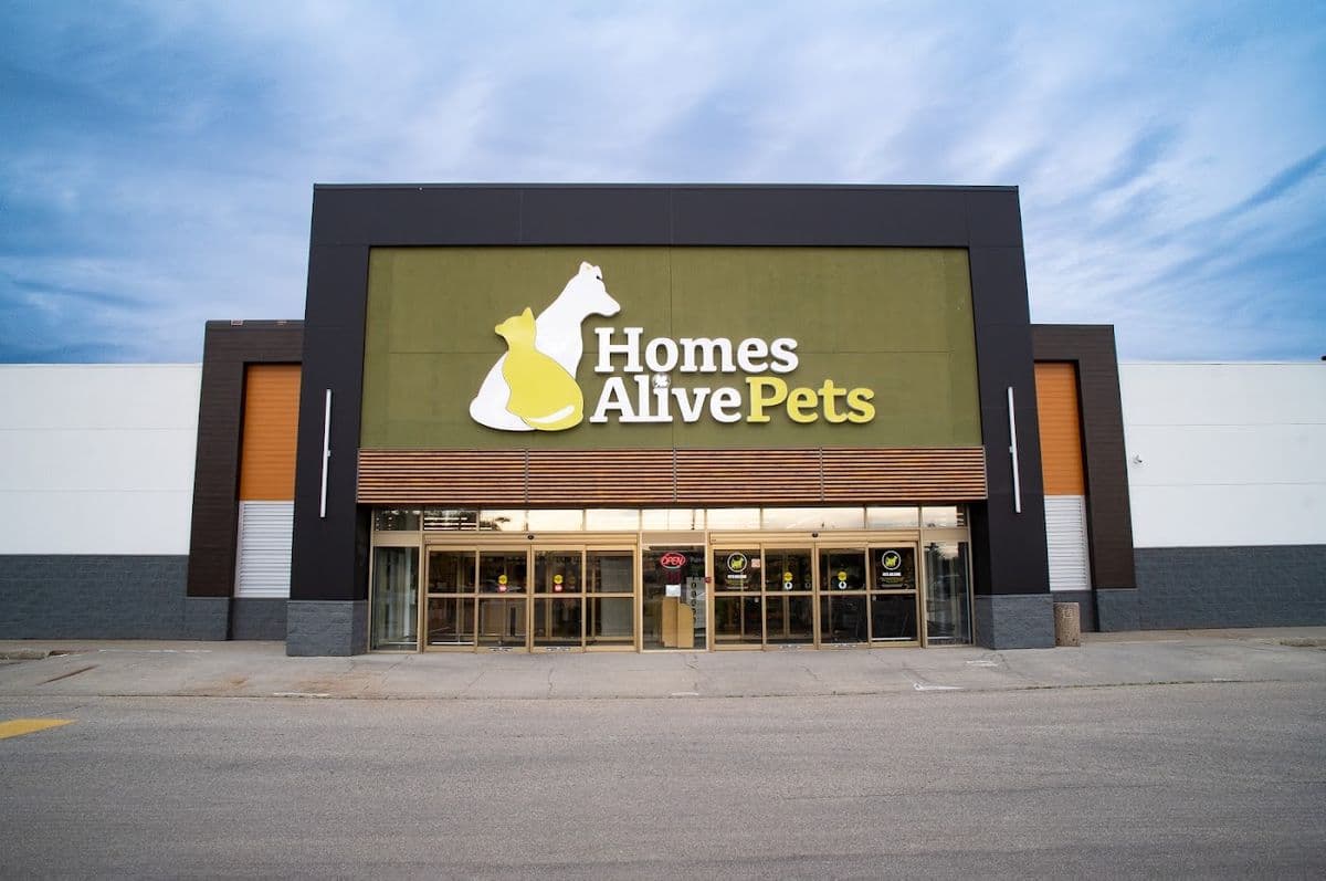 Homes Alive Pets in Stony Plain, AB