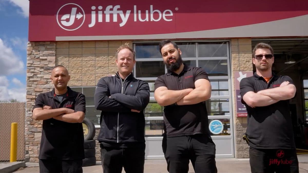 Jiffy Lube + Tires (97 St) in North Edmonton