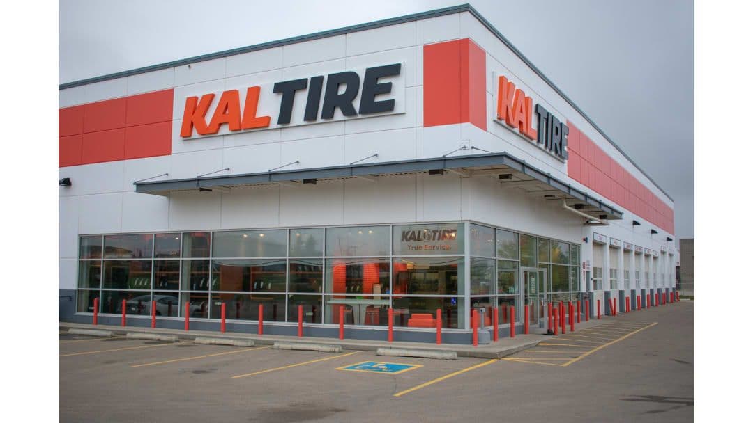Kal Tire (Strathmoor Dr) in Sherwood Park, AB