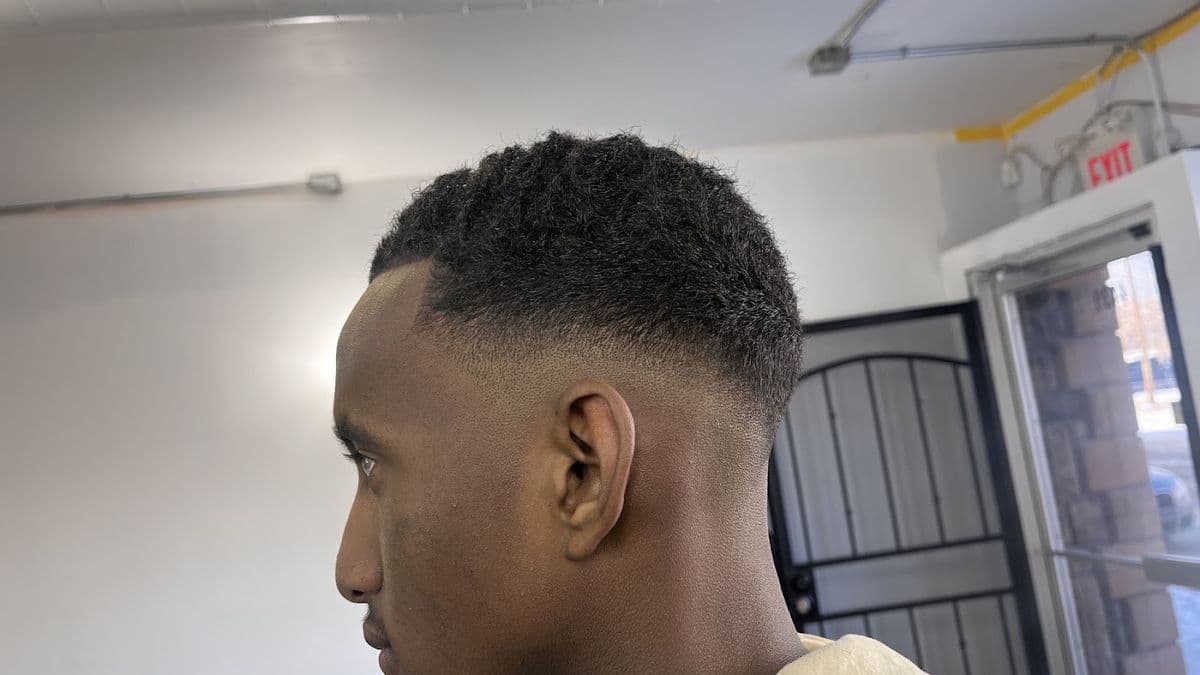 Kris Klips Jamaican Barbershop Edmonton 🇯🇲
