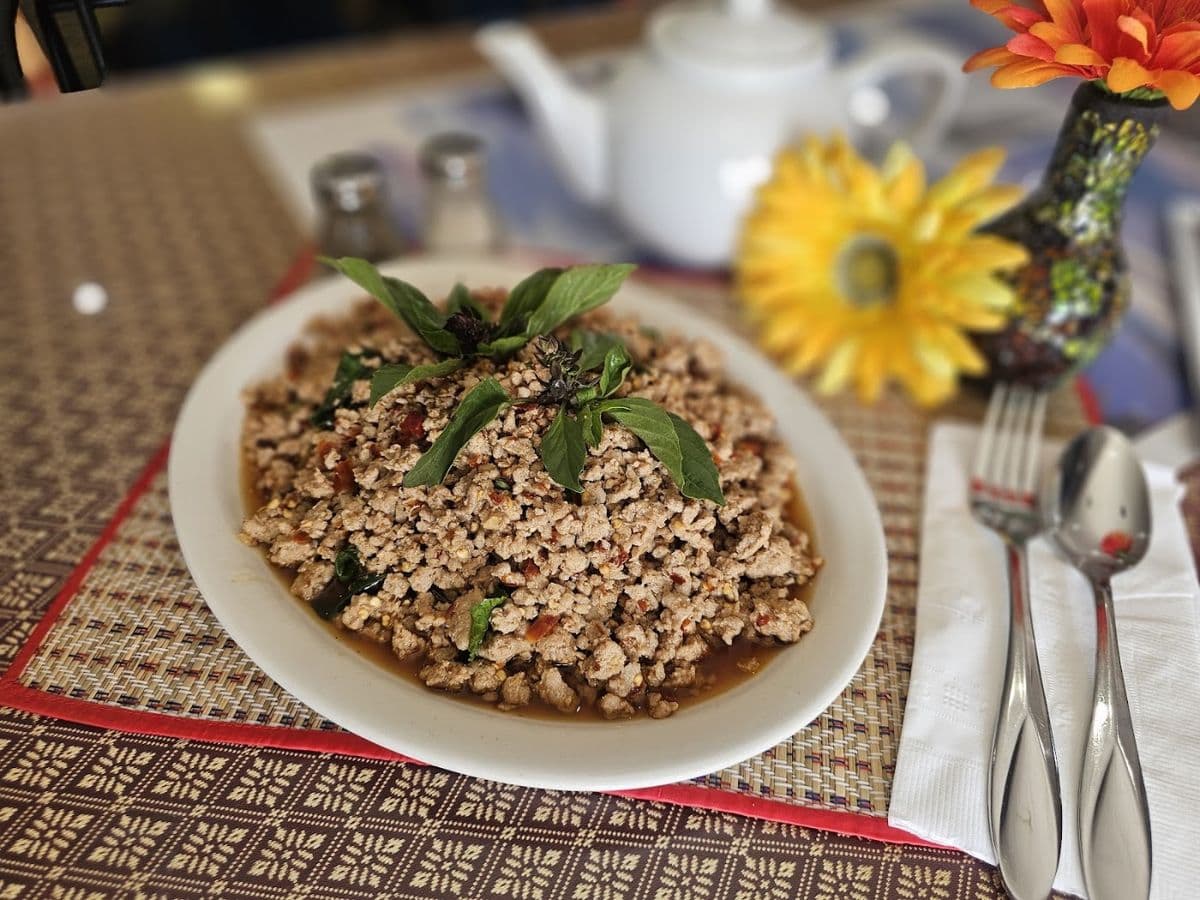 Ladda’s Thai Esan Restaurant in Stony Plain, AB