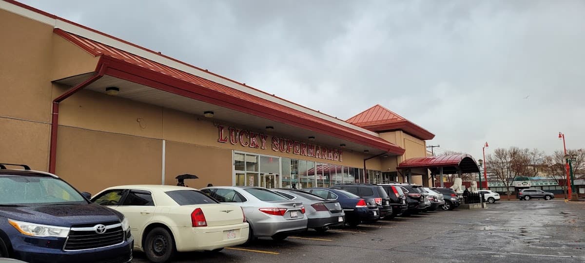 Lucky Supermarket (97 St) in Edmonton