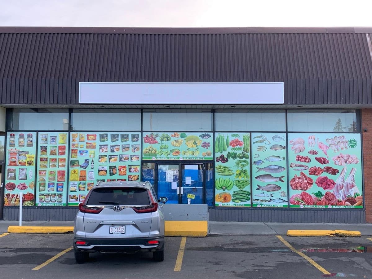 Madina spice Halal Meat and grocery store (Edmonton)