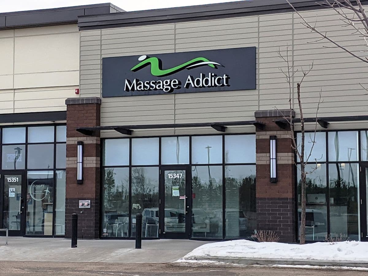 Massage Addict Edmonton Manning in North Edmonton