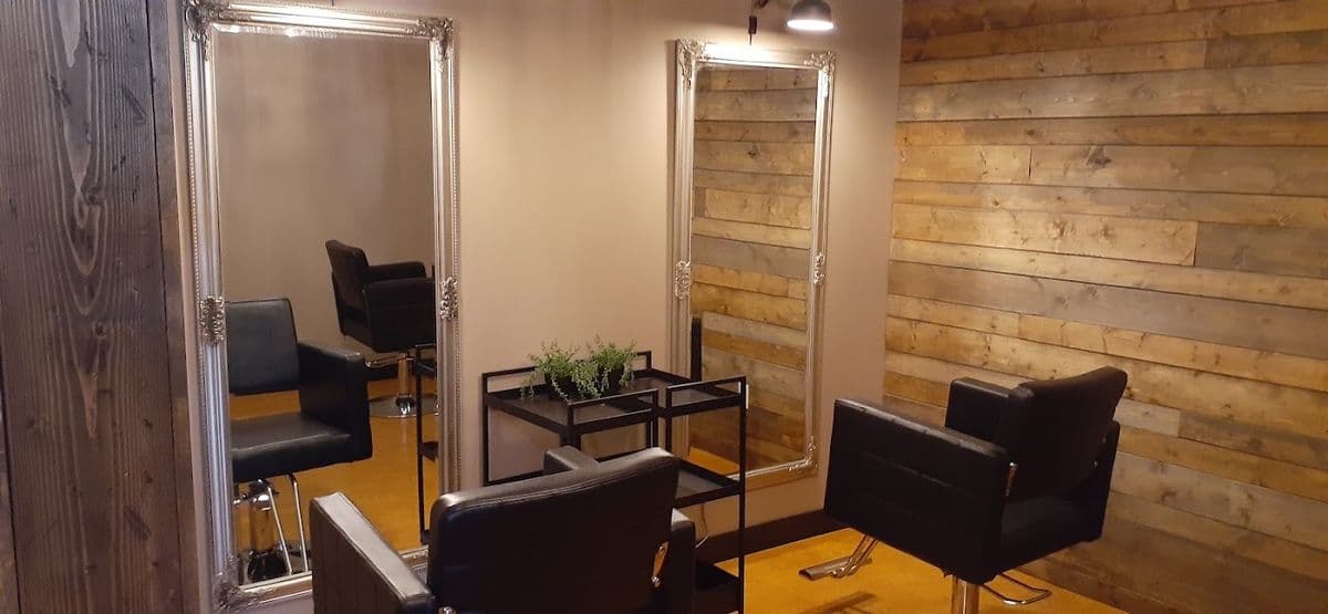 Mimosa Salon & Spa in St. Albert, AB