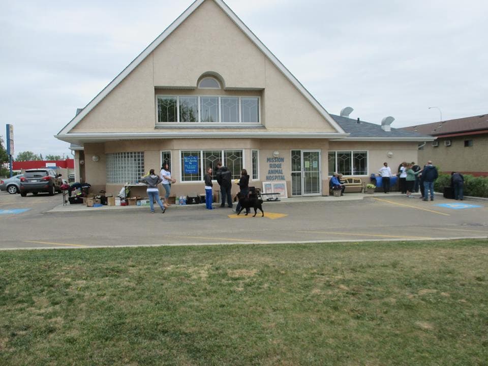 Mission Ridge Animal Hospital in St. Albert, AB