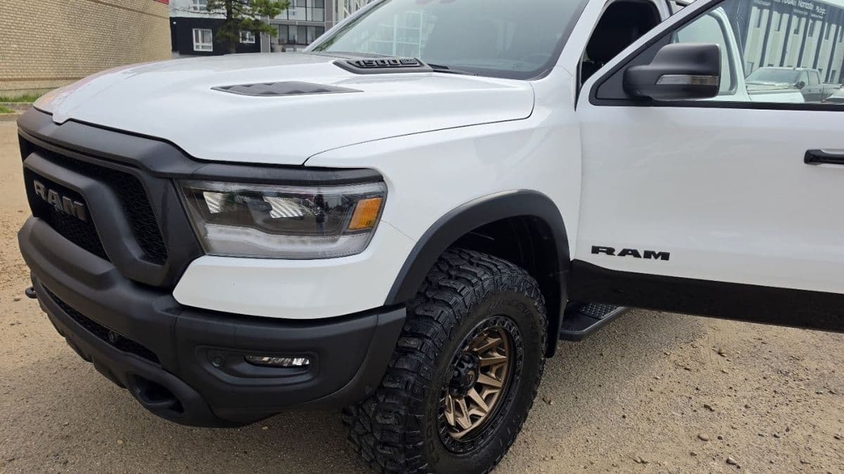 Mississippi Jack's Gas, Carwash and Auto Detailing in Sherwood Park, AB