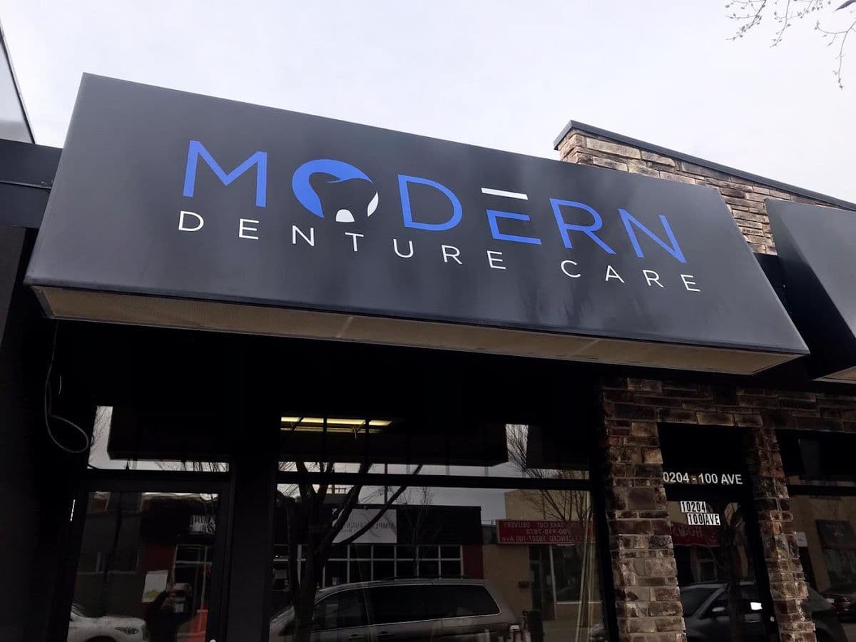Modern Denture Care Fort Saskatchewan Clinic in Fort Saskatchewan, AB