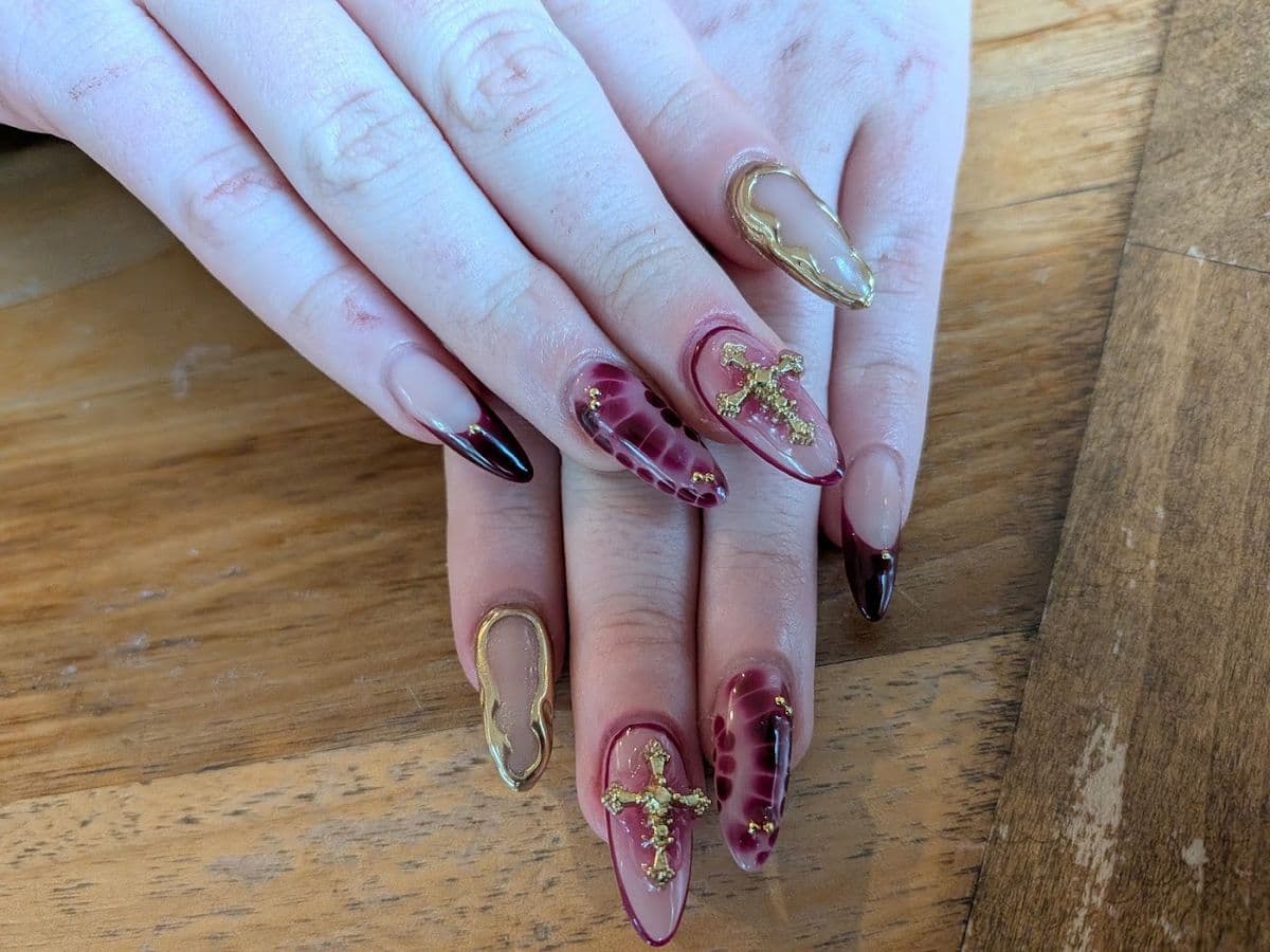 Monster Nails Spa & Massage in Sherwood Park, AB
