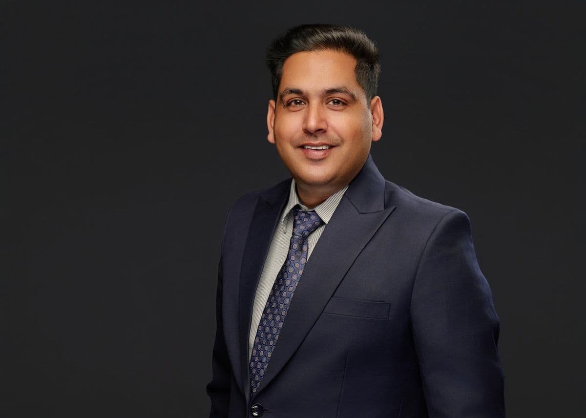 Naveen Kumar Sharma - Legacy Mortgage Group in South Edmonton