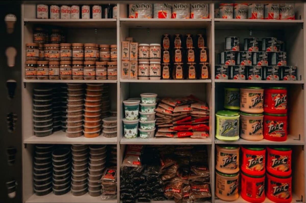 One stop halal and cafe in Edmonton