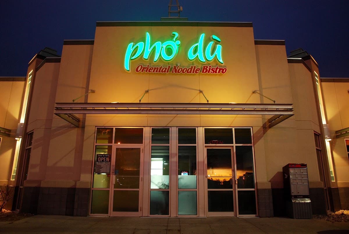 Phở Dù - Oriental Noodles Bistro