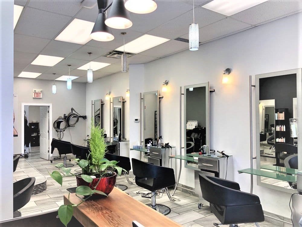RE Hair & CO in St. Albert, AB