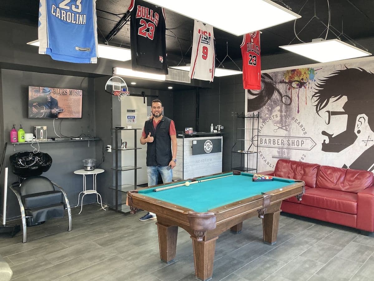 Sevens Barbershop in Stony Plain, AB