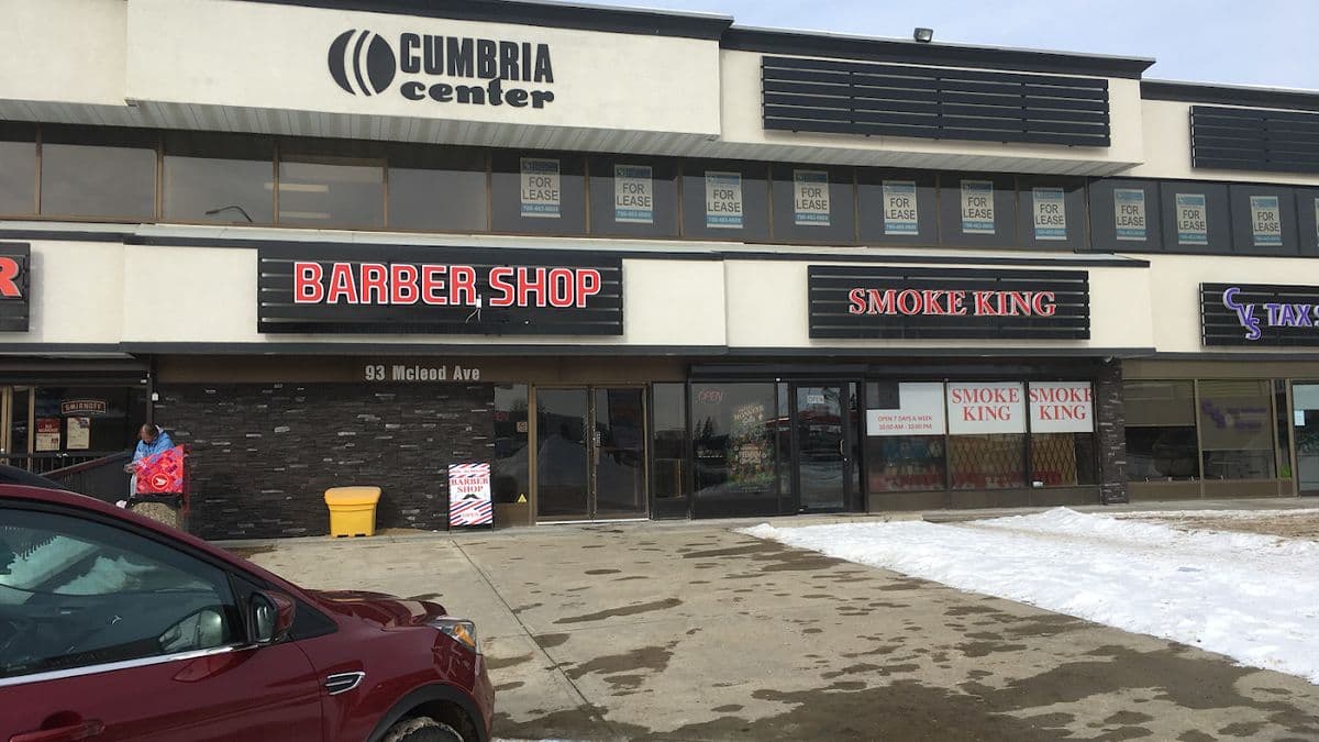 Spruce Grove Barber shop in Spruce Grove, AB