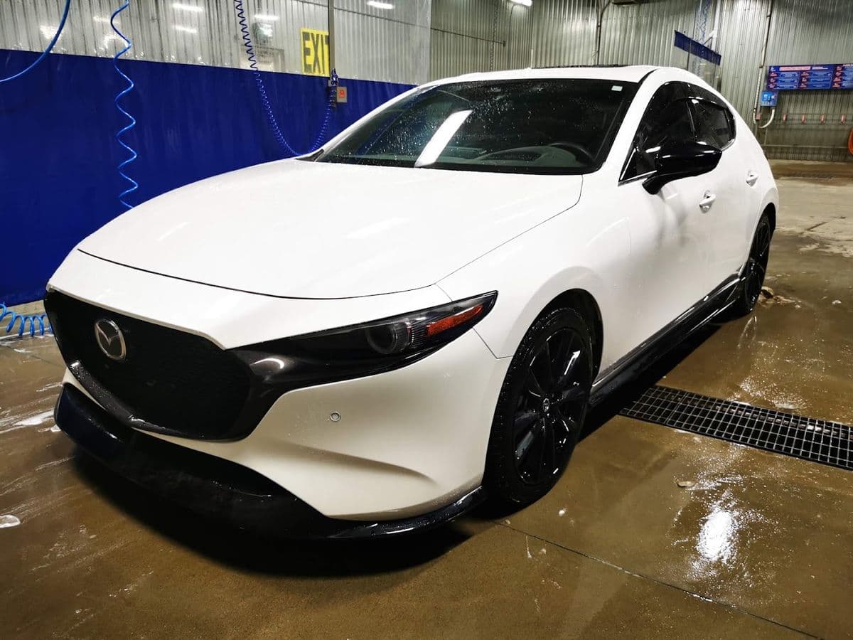 Ultra Car Wash in North Edmonton