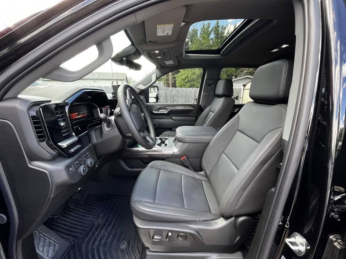 UrbanGloss Mobile Car Detailing - Leduc in Leduc, AB