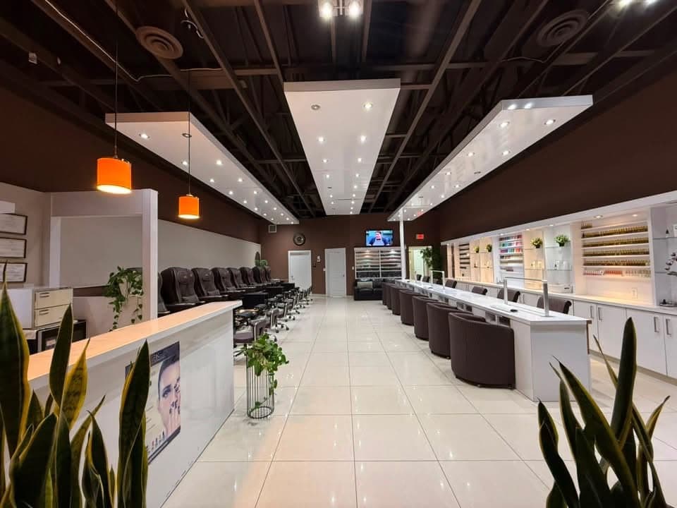 V Nails Concept ( DIP POWDER ) in Spruce Grove, AB