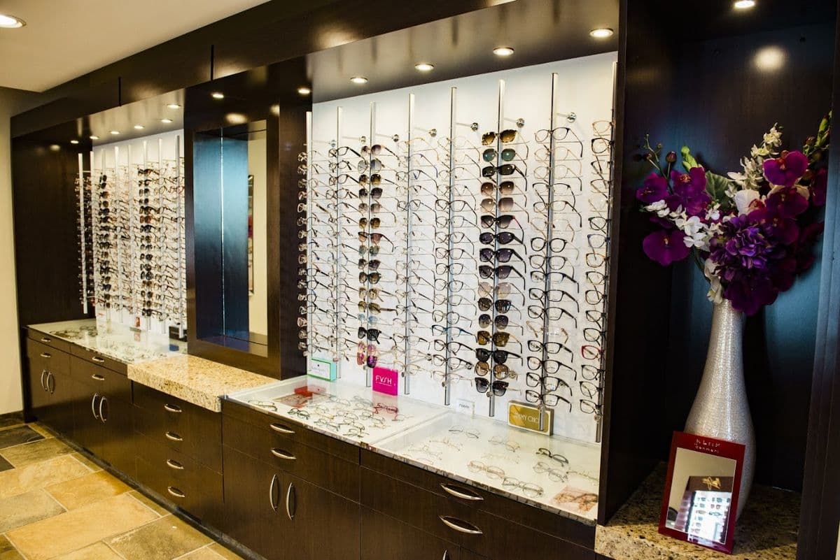Visionary Eye Centre Sherwood Park in Sherwood Park, AB