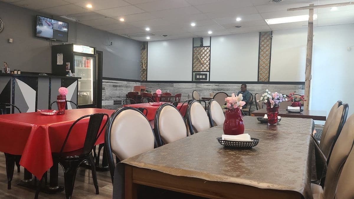 Wamo Zamu Cafe in Edmonton